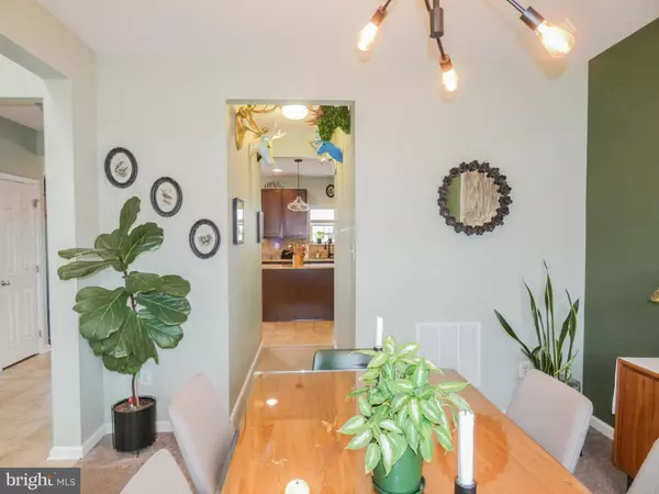 587 DEFRANCESCO CIR, Glassboro, NJ 08028