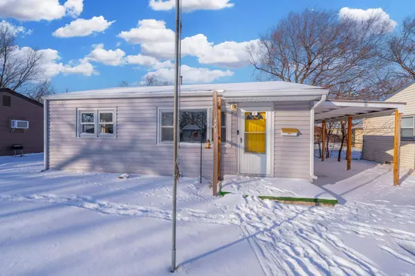 437 E Elm, Valley Center, KS 67147