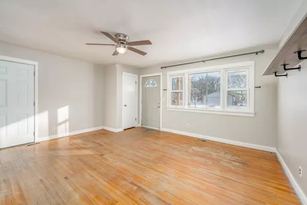 437 E Elm, Valley Center, KS 67147