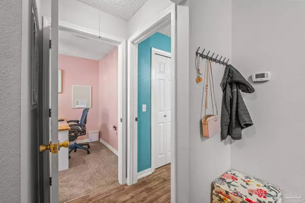 8128 Heirloom Dr, Pensacola, FL 32514