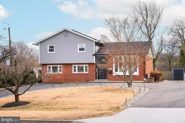 6100 GREENTREE RD, Bethesda, MD 20817