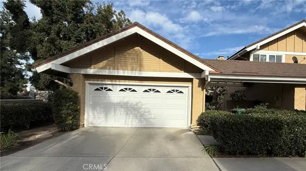 16 Oakgrove, Irvine, CA 92604