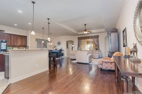 6809 LAURA BLF, Schertz, TX 78154-6246