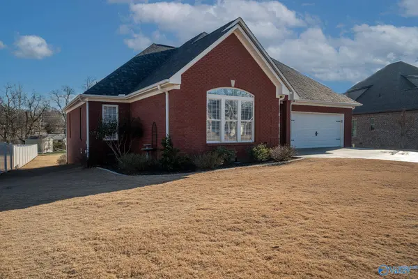 87 Rolling Brook Drive, Rogersville, AL 35652