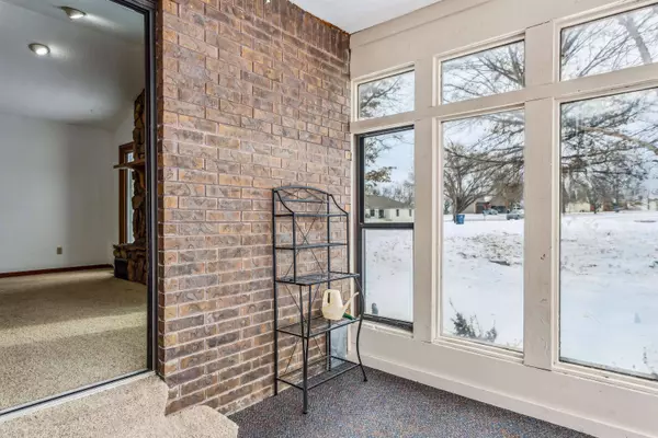 21 W Beaver Creek Rd, Goddard, KS 67052