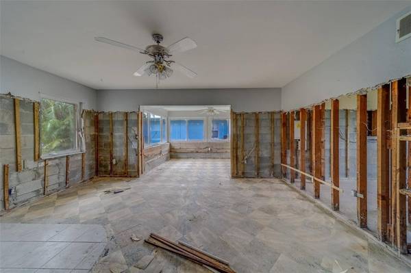 2480 DEL RIO WAY, Dunedin, FL 34698