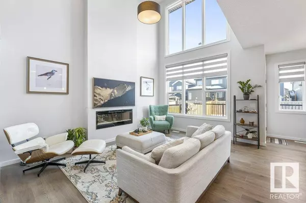 8127 226 ST NW, Edmonton, AB T5T 7K9