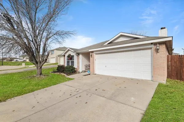 4209 Stately Court, Fort Worth, TX 76244