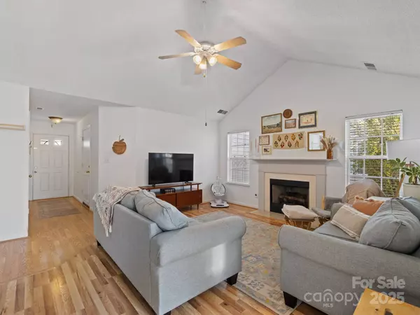 2532 Governors Pointe CT NE, Concord, NC 28025