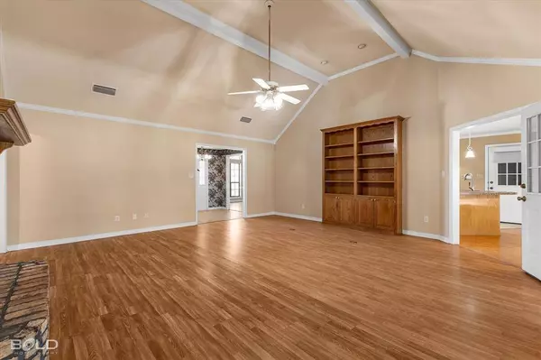 6391 Buncombe Road, Shreveport, LA 71129