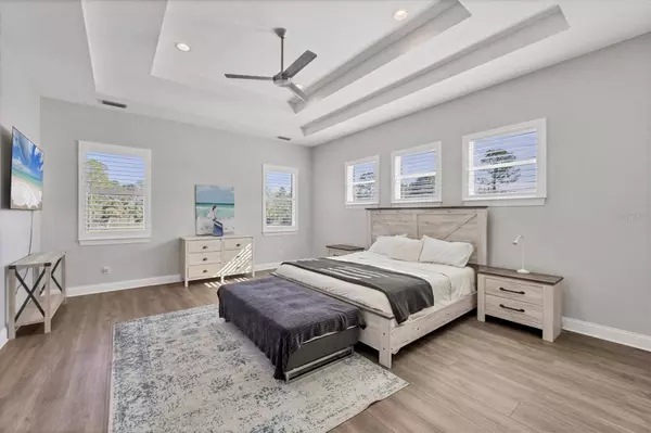 9000 FALCON CT, Venice, FL 34293