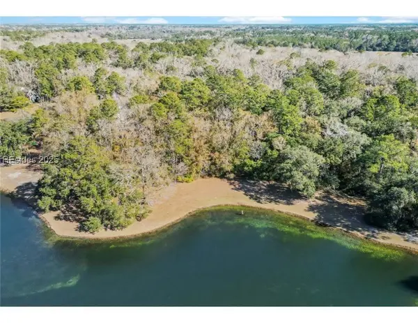 88 Tomotley Barony DR, Seabrook, SC 29940