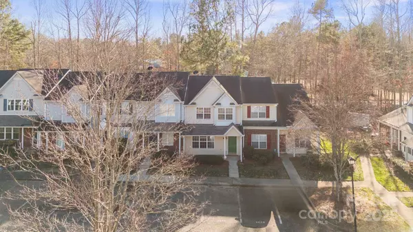 6855 Juniper Tree ST, Charlotte, NC 28215