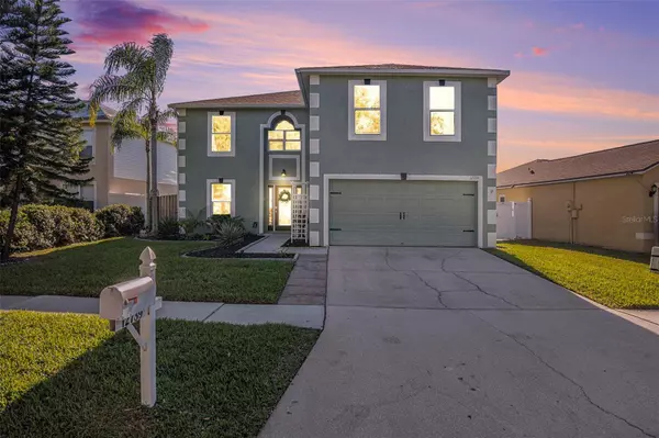 12739 KINGS LAKE DR, Gibsonton, FL 33534