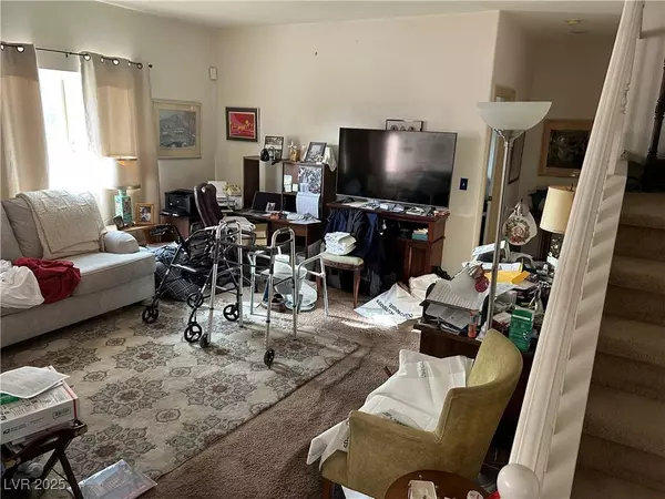 925 Felix Palm Avenue, North Las Vegas, NV 89032