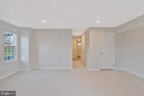 2 GATES MILL CT, Baltimore, MD 21227