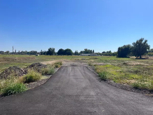 222 East Gridley RD, Gridley, CA 95948