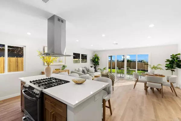 6349 Balsam Lake Ave, San Diego, CA 92119