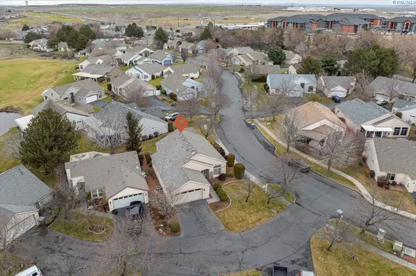 2553 Prestwick Dr., Richland, WA 99354