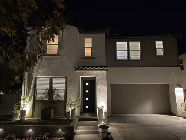 8987 Hightail DR, Santee, CA 92071