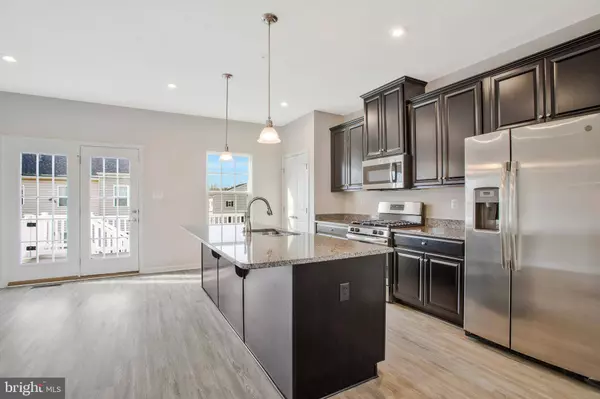 2 GATES MILL CT, Baltimore, MD 21227