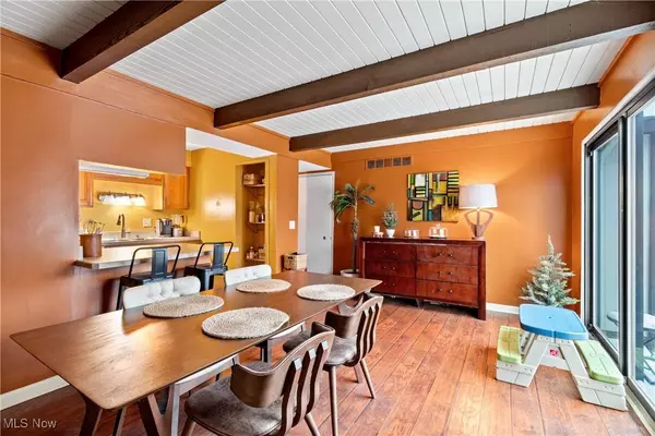 9956 Johnnycake Ridge RD #F4, Concord, OH 44077