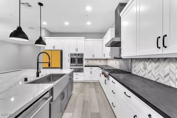 4308 Sunrise Flats Street, Las Vegas, NV 89135