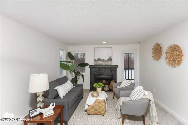 10235 Jamestown DR #F-502, Anchorage, AK 99507