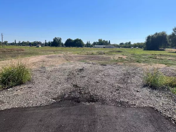 222 East Gridley RD, Gridley, CA 95948