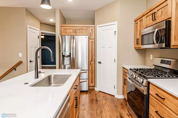 4834 51st AVE S, Fargo, ND 58104