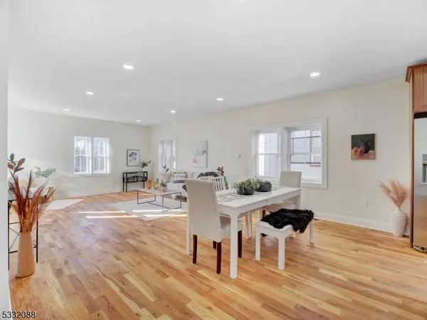 23 Decker Ave, Elizabeth City, NJ 07208