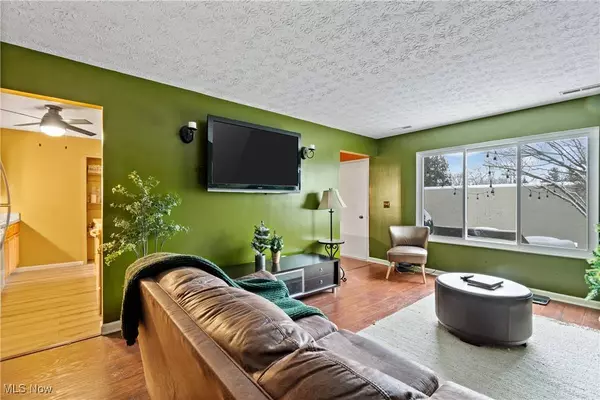 9956 Johnnycake Ridge RD #F4, Concord, OH 44077