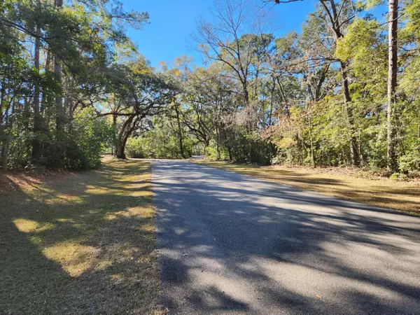 88 Tomotley Barony Dr, Seabrook, SC 29940