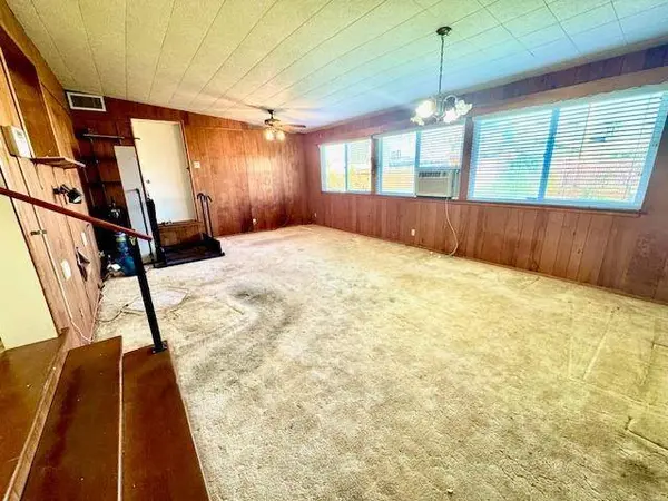 3926 N Kavanagh AVE, Fresno, CA 93705