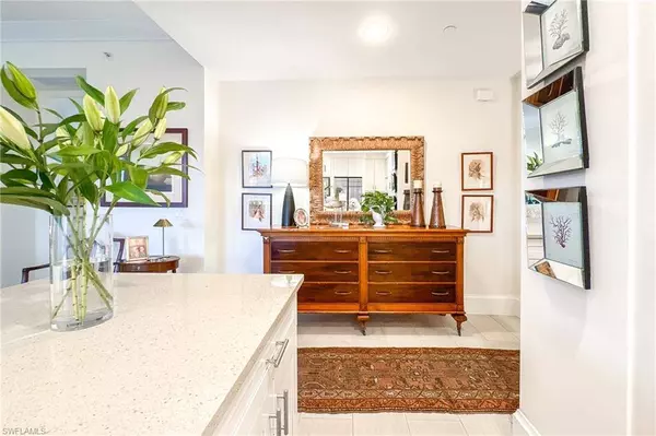 1030 3rd AVE S #201, Naples, FL 34102