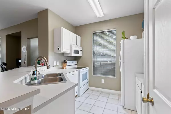 13703 RICHMOND PARK DR N #2502, Jacksonville, FL 32224