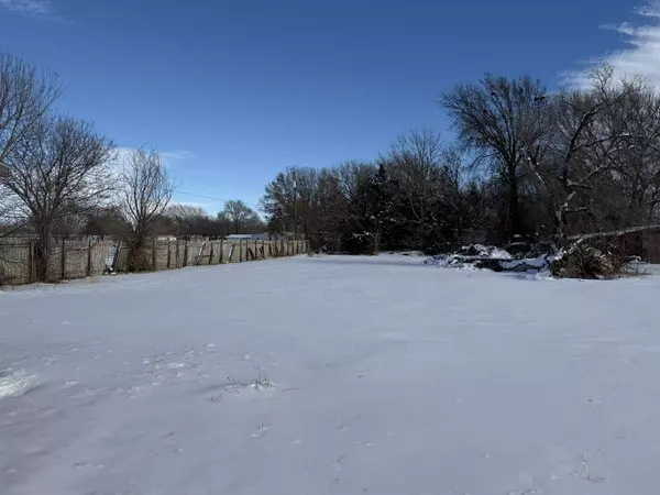 6518 N Broadway St, Park City, KS 67219