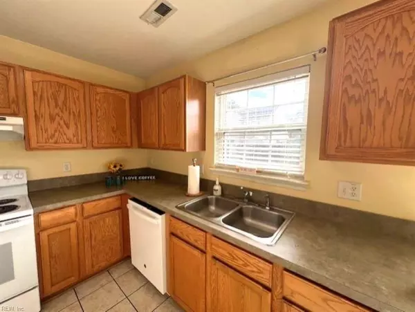 102 Cabernet RD, Williamsburg, VA 23185