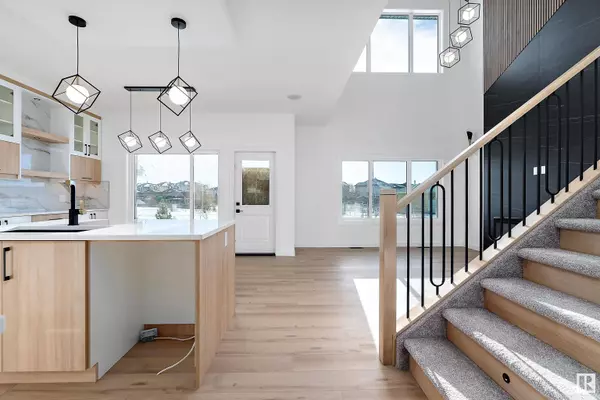 153 Creekside LN, Leduc, AB T9E 1T1