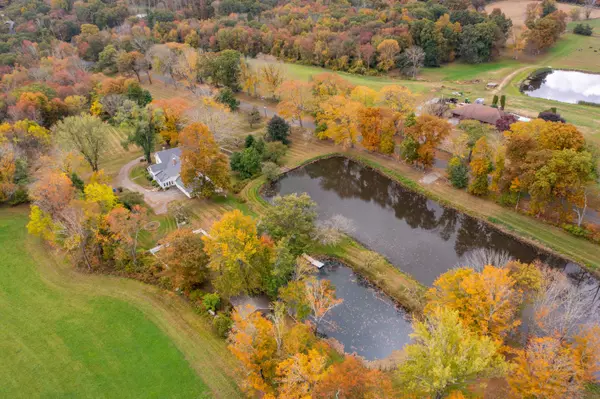 43 Center School Road, Woodstock, CT 06281