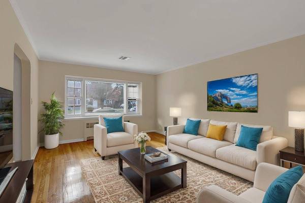 451 Walton ST, West Hempstead, NY 11552