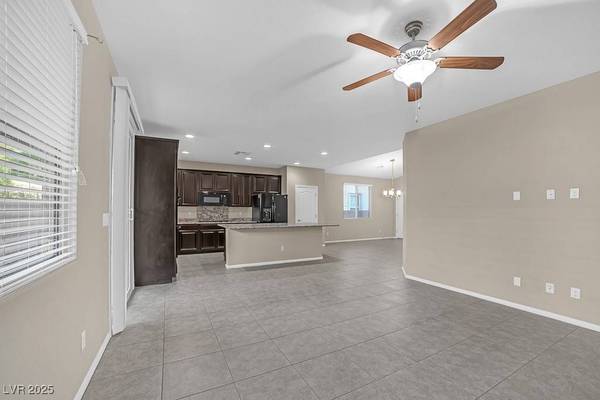 7154 Flowering Rose Avenue, Las Vegas, NV 89117