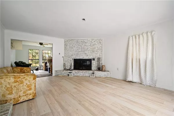 6169 Bayou RD, Mobile, AL 36605