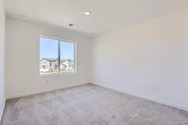 1242 S Algonquian, Aurora, CO 80018