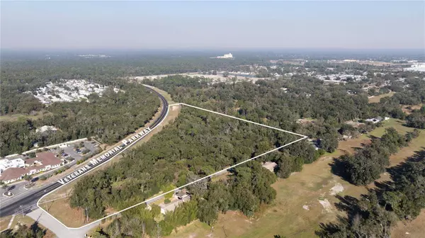 101 VETERANS MEMORIAL Pkwy, Orange City, FL 32763