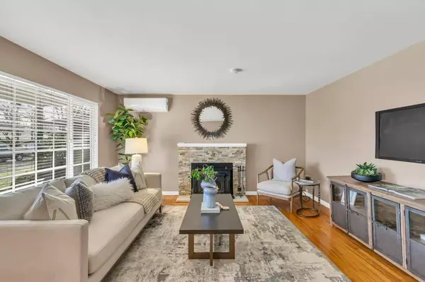 6806 Bender CT, Sacramento, CA 95820