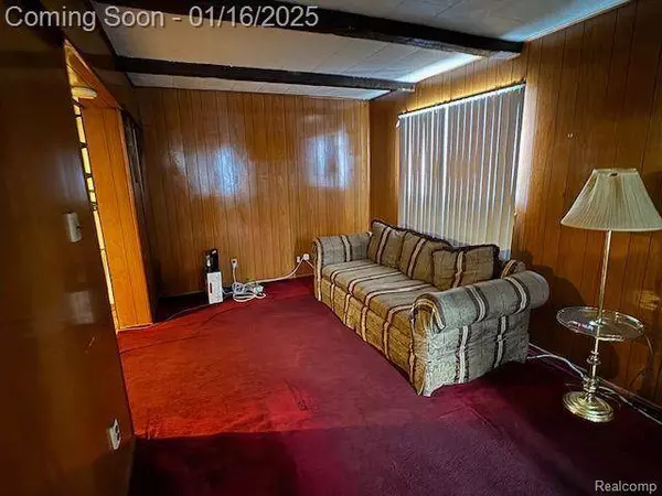 19170 WALTHAM Street, Detroit, MI 48205