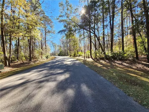 21 Blake LN, Seabrook, SC 29940