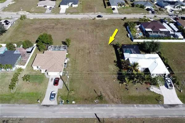 831 Diplomat Pkwy E, Cape Coral, FL 33909