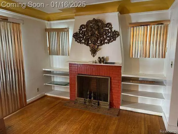 19170 WALTHAM Street, Detroit, MI 48205